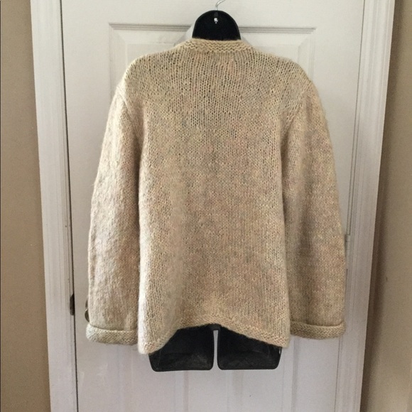 Women’s Hand Knit Sweater Size L - Picture 4 of 8